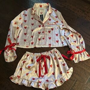 Nwts Bella Sleep & Spa two Piece pj set Hearts  large